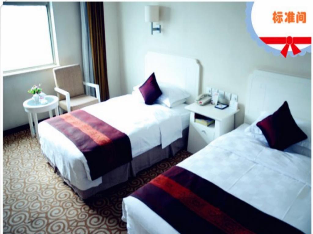 Beijing Spring Hotel Bagian luar foto