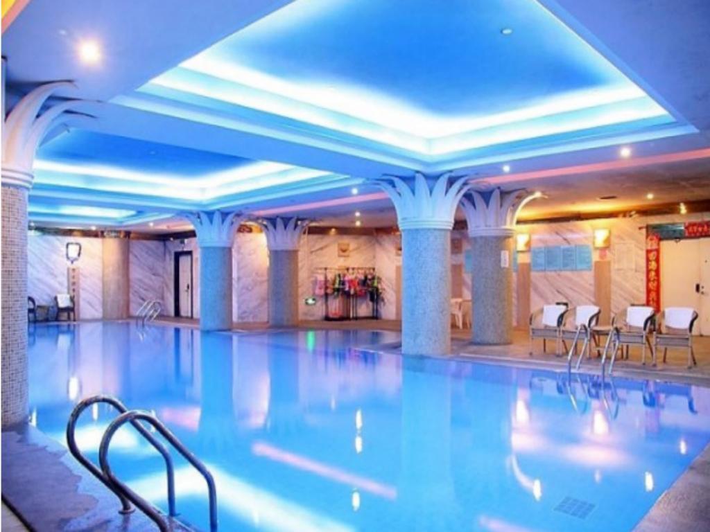 Beijing Spring Hotel Bagian luar foto